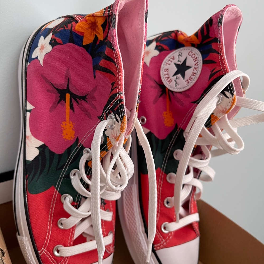Converse unisex Tropical High-Top Sneakers - Pink and Red - Picture 3 of 10